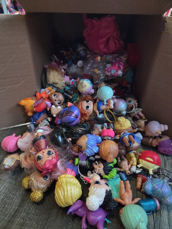 L.O.L. Surprise! Other - Massive Box Of L.O.L Dolls